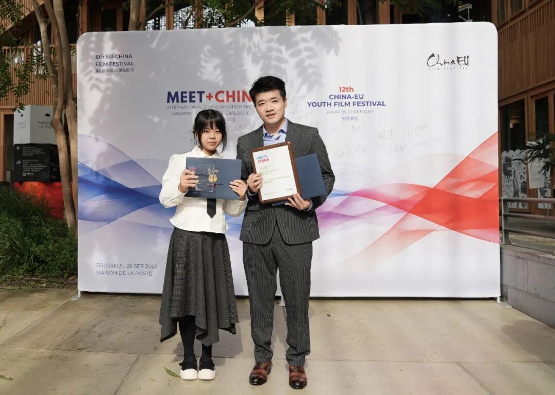 2108838702942720000.jpg 图片