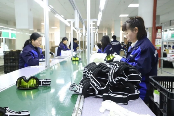 Taizhou equipment exports soar amid global winter sports craze