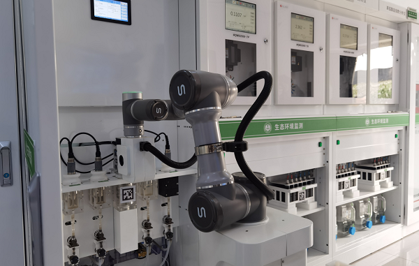 Robot power enhances Jiaxing's water beauty