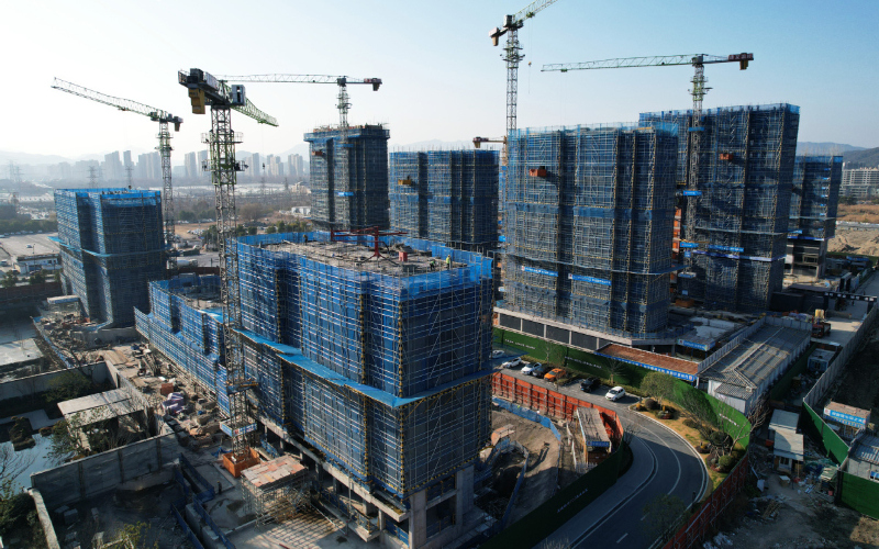 China's foreign trade up 5.7% in first 4 months