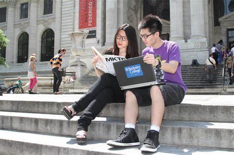 More Chinese students going abroad, and destinations are diversifying