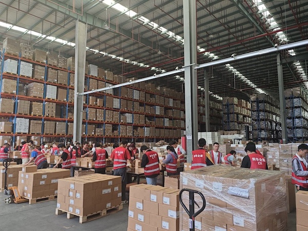 Ningbo's cross-border e-commerce soars in 618 festival