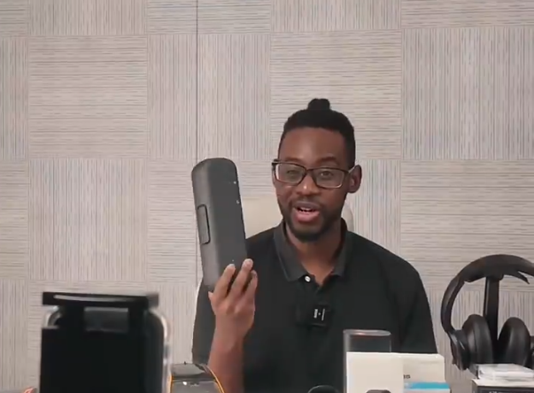 Zimbabwean host Bati showcases ‘Made in China’ to the world via livestream