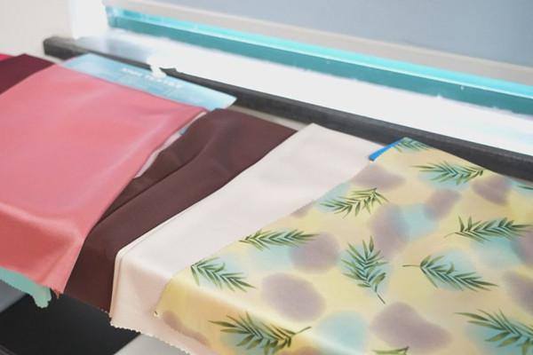 Huzhou follows path to innovation in silk industry