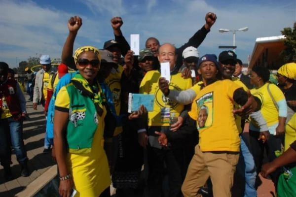 Jinhua entrepreneur bridges China, Africa for decades