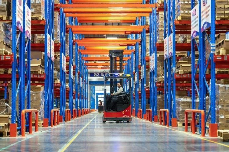 Express delivery races ahead in Zhejiang