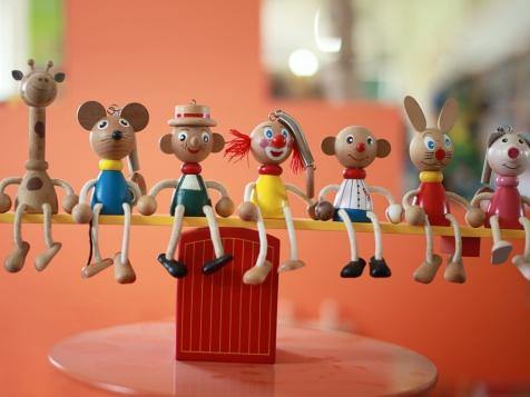 Yunhe wooden toys embrace smart transformation