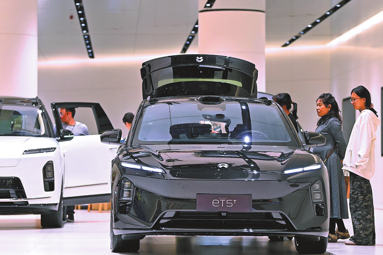 Green, smart goods boosted by trade-ins