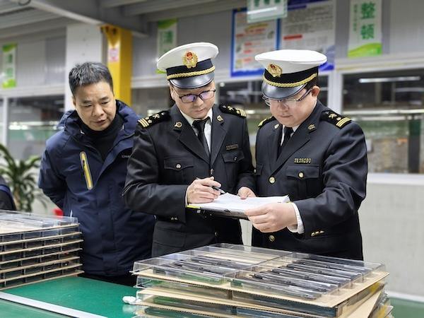 Ningbo Customs issues Zhejiang's first China-ASEAN FTA movement certificate