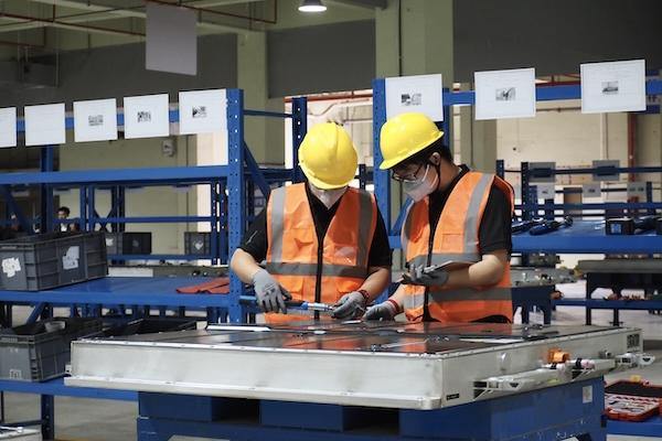 Ningbo launches Zhejiang's first bonded repair service for EV batteries
