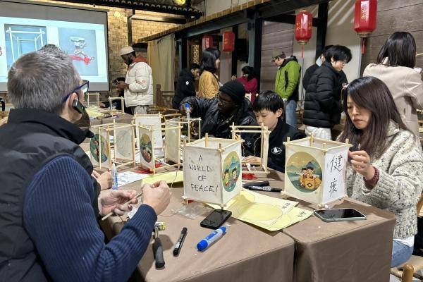 Intl visitors explore Hehe culture in Taizhou