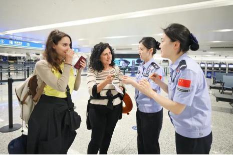 Zhejiang rows into Duanwu with rising inbound tourism