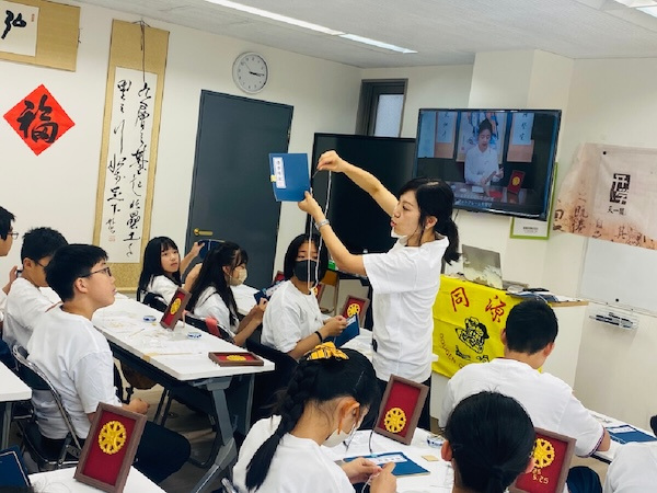Japanese students explore Chinese culture through virtual learning