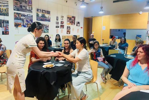 Lishui's fragrant Qingtian tea charms Spanish residents