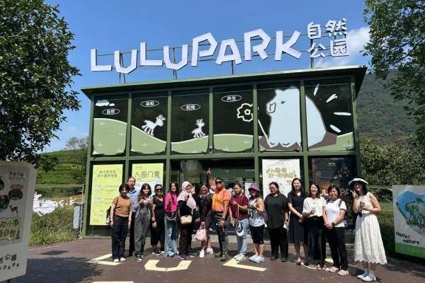 Malaysian media explore Jinhua's cultural, modern charms