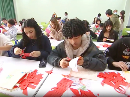 US teenagers visit Zhoushan for cultural exchange