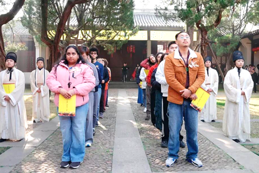US youth delve into traditions, culture in Quzhou