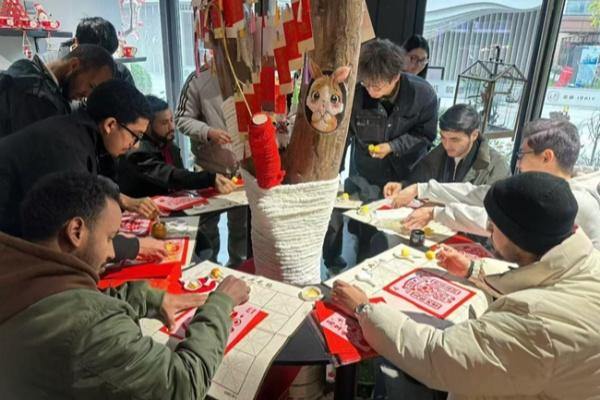 International students enjoy immersive Chinese New Year in Jinhua