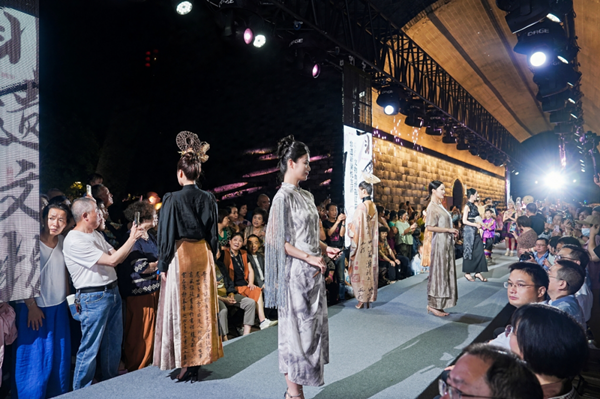 Huzhou revives ancient silk culture through modern innovation