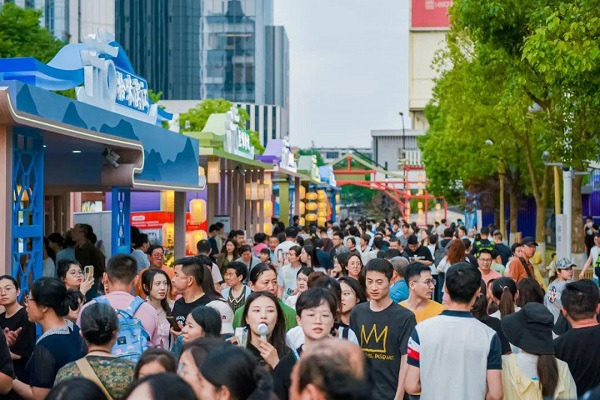 Hangzhou West Lake Expo returns with a citywide shopping celebration