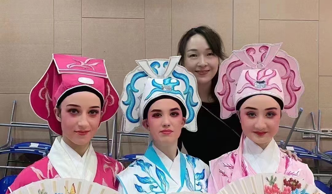 Zhejiang Ocean University opens Yue Opera course for international students