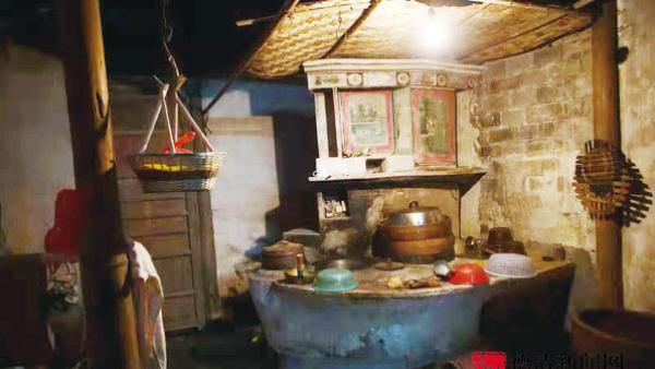 Deqing stove painting: folk art in the depths of memory