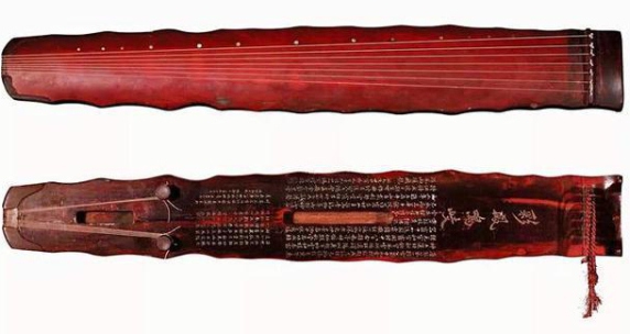 Afterglow-style ‘Caifeng Mingqi’ seven-stringed guqin