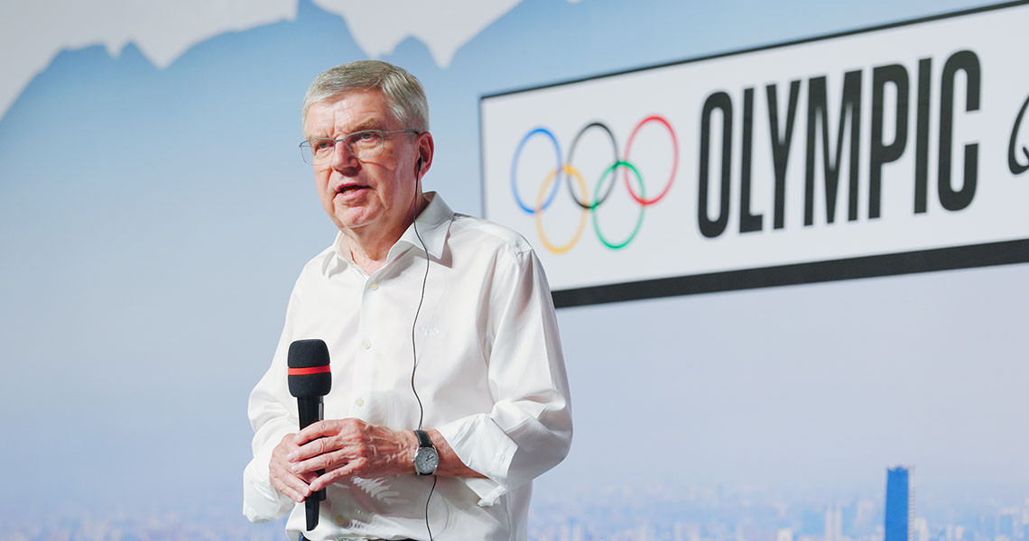 Thomas Bach gives thumbs up to China's organization in Olympic Qualifier Series