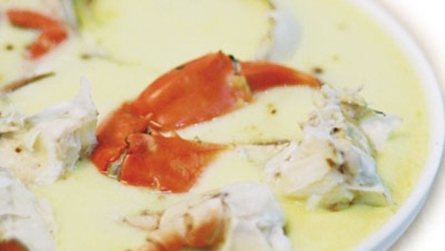 Steamed Green Crab in Egg Liquid: Good things happen when crab meets eggs!