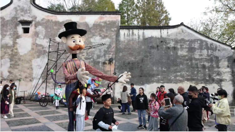 More than 2,000 performances will be staged in Wuzhen