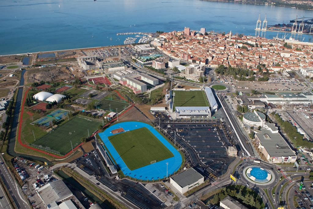 Ningbo and Koper – port cities bridging two regions