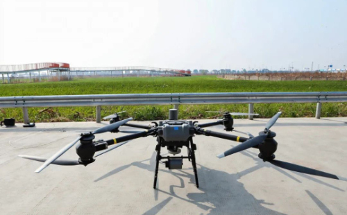Shaoxing opens its first drone 4S store