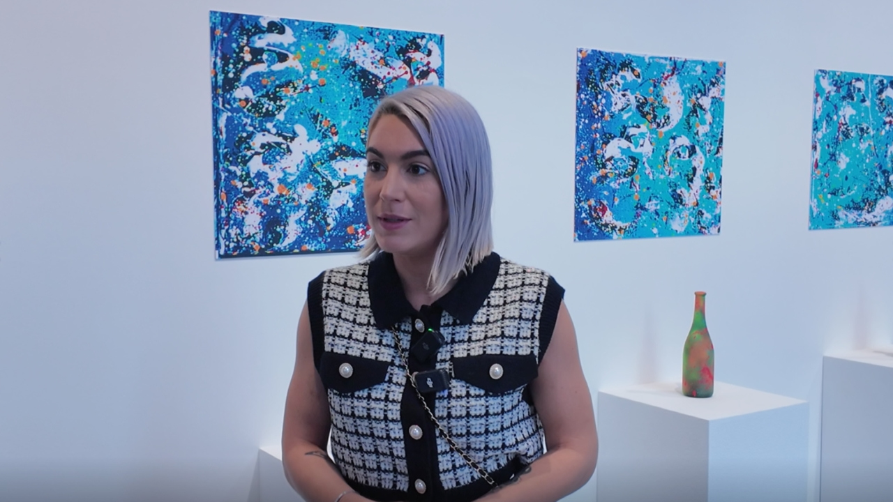 Hungarian artist holds exhibition in Hangzhou