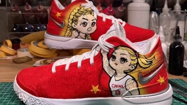 Women's Basketball National Player Li Meng's Sneakers Specially Customized for the Asian Games