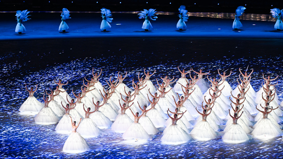Perfect Harmony of Colors Thrilled Audience at Hangzhou Asian Games Opening Ceremony, Reigniting the Glamor of Chinese Poetry