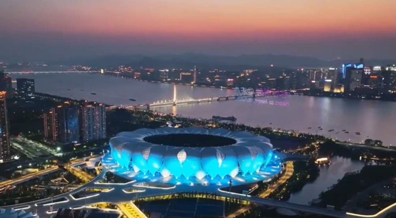 What Do Shanghai Citizens Want to Say to the Hangzhou Asian Games?