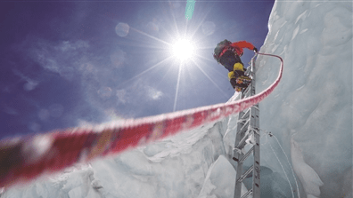 Wenzhou Everest climber: The happiest thing is not conquering the highest peak