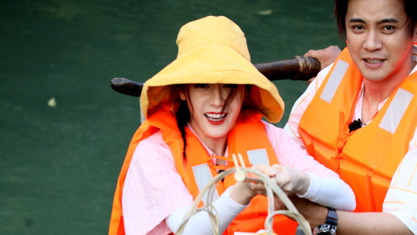 ZJ Emoji: Enjoy your life in Zhejiang!