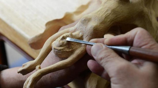 Z VIDEO: Amazing wood art created by Hangzhou carving master