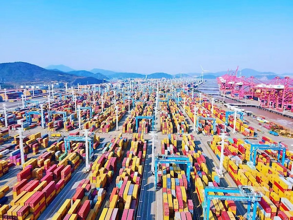 Ningbo's foreign trade breaks record in Jan-April