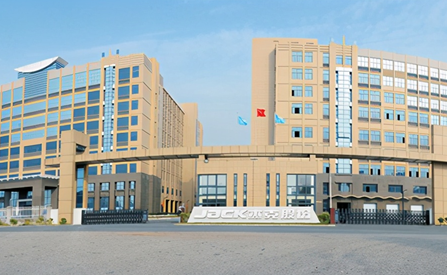 Overseas experts bring more innovation to Taizhou's industries