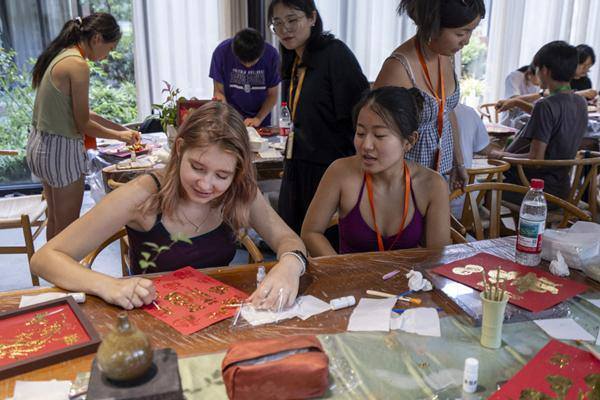 US teens explore life, culture in Jiaxing
