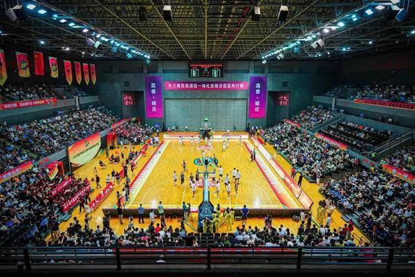 Basketball league ignites Jiaxing's economy