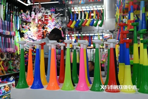 Yiwu goods ride the wave of sports fever