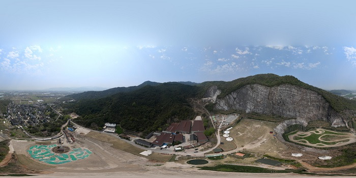 1951206755681689600.jpg 机器人母港1.jpg