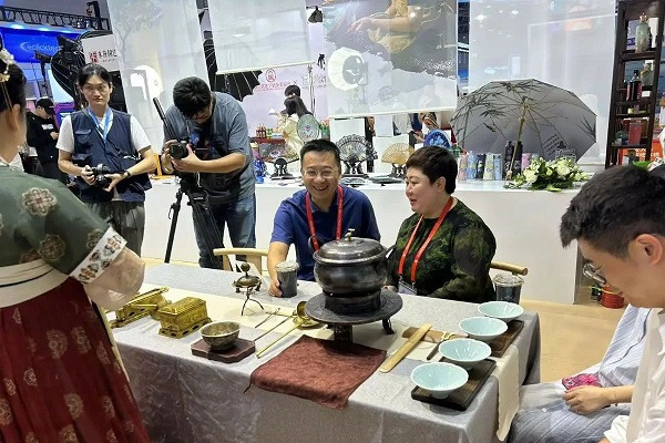 1951207178131988480.jpg 数贸会2.jpg