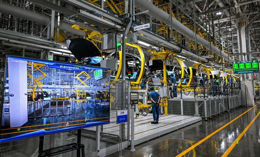 Profits of China's major industrial firms back to growth in first eight months