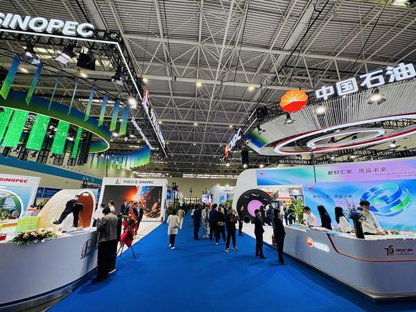 Zhejiang plastics exhibition opens in Taizhou