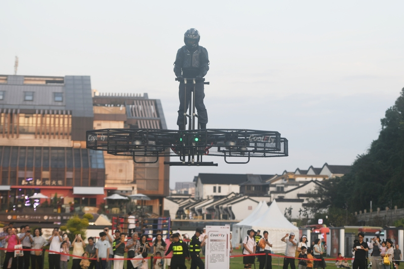 Hangzhou delegation sets new record at 8th CIIE