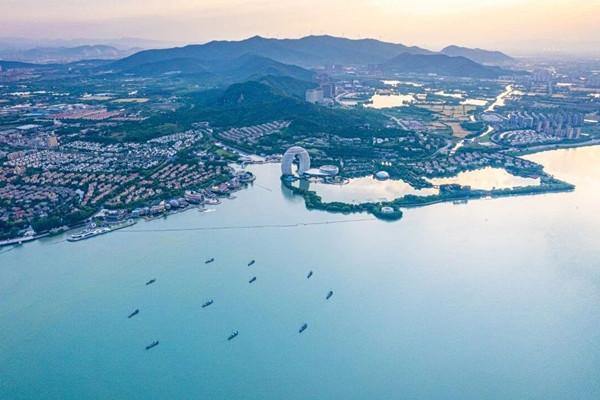 1999035382871601152.jpg 2.jpg